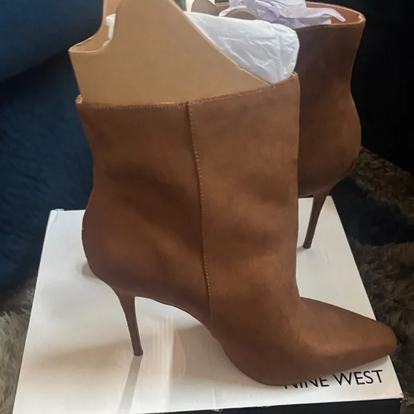 Nine West Heeled Boots - Picture 9 of 11